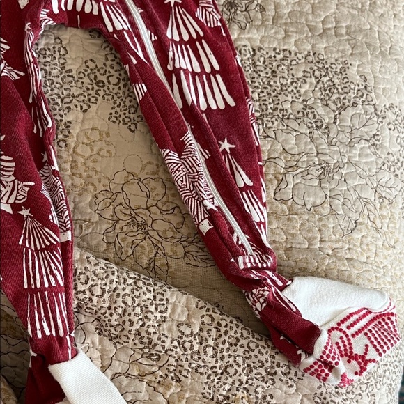 Burt’s Bees Christmas Tree One Piece PJ size 18 Mon - Picture 3 of 5